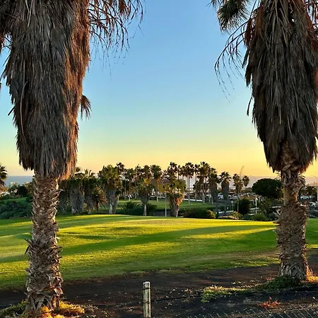Sunset Horizon, Golf Del Sur * سان ميغيل ذي أبونا